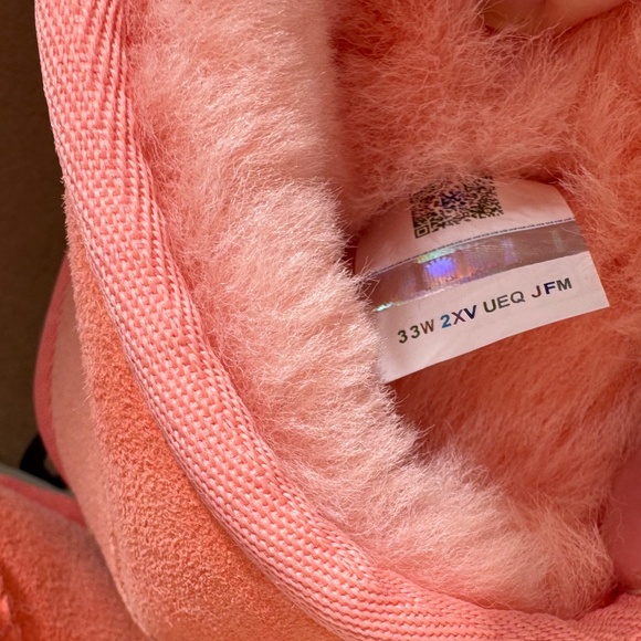 UGG Classic Mini II Genuine Shearling Lined Boot (Women)STARFISH PINK 6M NWT - Picture 13 of 16